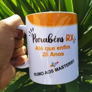 Caneca Personalizada Até Que Enfim 28 Anos - Voar Personalizados
